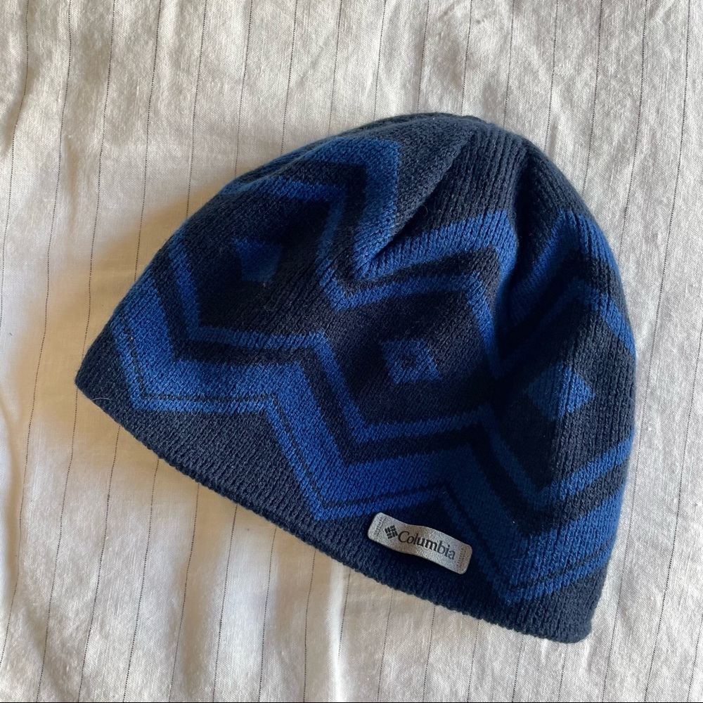 Columbia blue patterned beanie